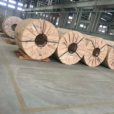 Coil en alliage d'acier inoxydable martensitique 410 conçu pour des applications nécessitant une résistance élevée et une résistance à l'oxydation