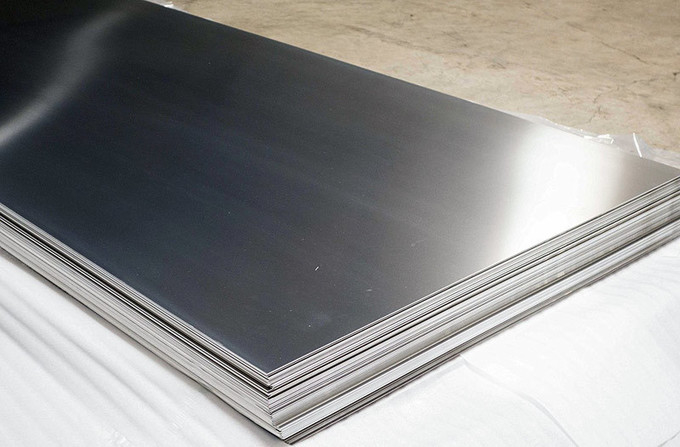 0.1mm - la plaque d'acier Inox de 60mm a laminé à froid la finition 2b de la feuille 304 d'acier inoxydable