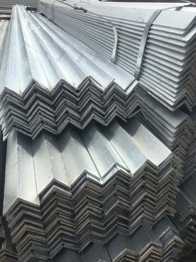 Fer d'angle d'acier inoxydable d'ASTM JIS 316 soudant NO.1 NO.3 NO.4 8K