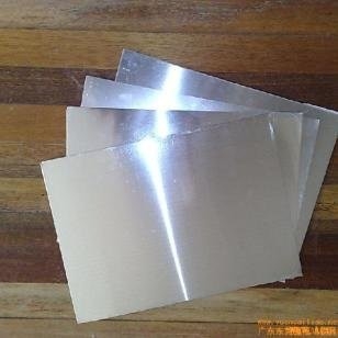 AISI solides solubles couvrent la finition de miroir plaque d'acier à hautes températures de 0.12mm - de 2.0mm